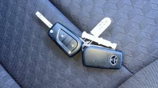 Toyota Yaris 1.5 Hybrid Design 5dr CVT Hybrid Hatchback